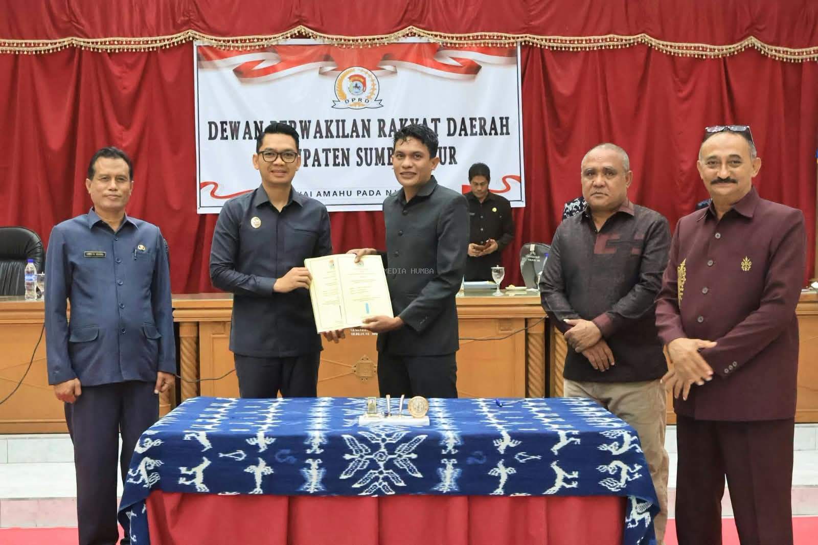 Wakil Bupati Sumba Timur Hadiri Rapat Paripurna Terbuka VII DPRD Bahas Rancangan Kebijakan Umum dan Prioritas Plafon Anggaran Perubahan APBD 2026