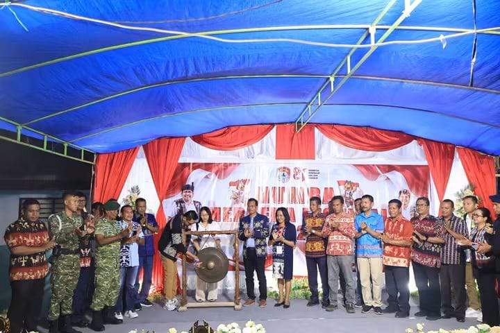 Tutup Rangkaian Humba Merdeka Festival 2026, Wabup Sumba Timur Memberikan Apresiasi Terhadap Semua Pihak Yang Terlibat